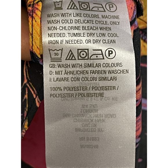 Beautiful by Lawrence Zarian Shirt Womens Medium Black Floral Print Top Blouse - Picture 8 of 10